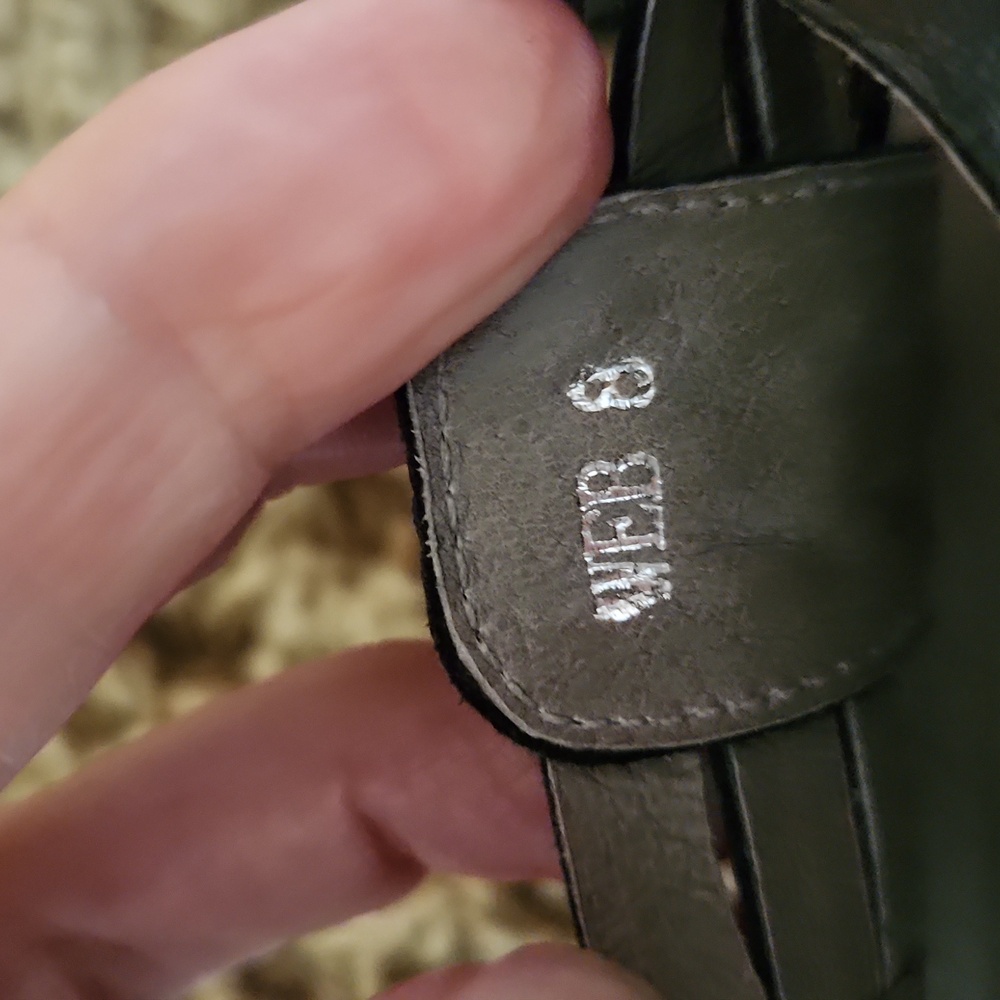 Black Wedge Sandals Womans Size 8 - Picture 8 of 10